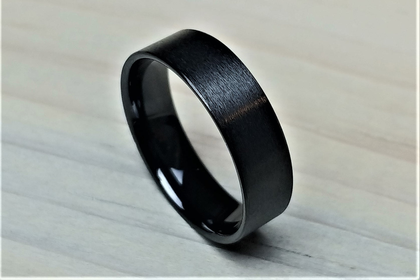 Black Ceramic Cores 4mm-6mm-8mm - DreamWood Rings Supplies