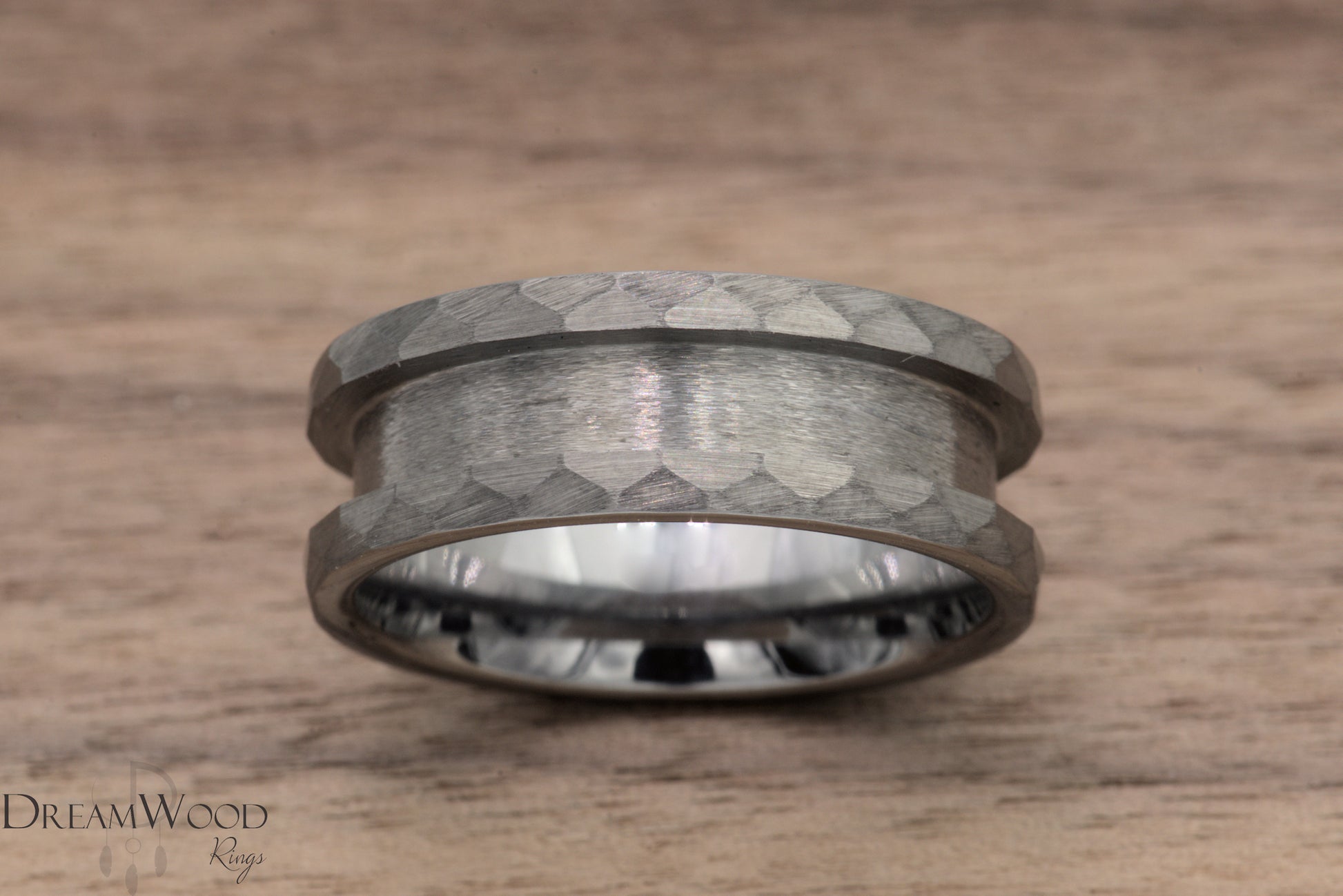 Hammered tungsten Blank - 8mm or 6mm - DreamWood Rings Supplies