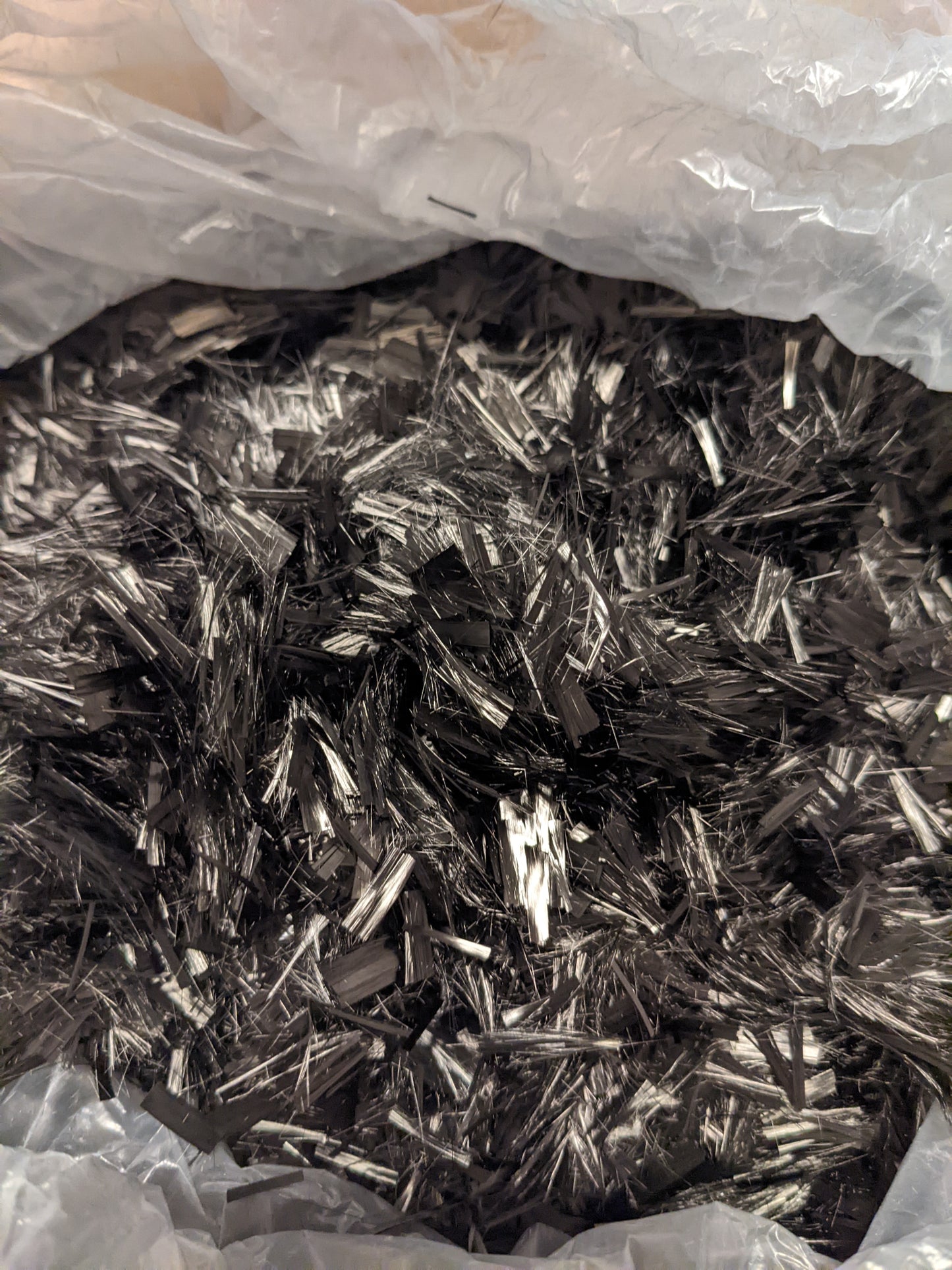 Chopped Carbon Fiber tow | 1/2" - DreamWood Rings Supplies