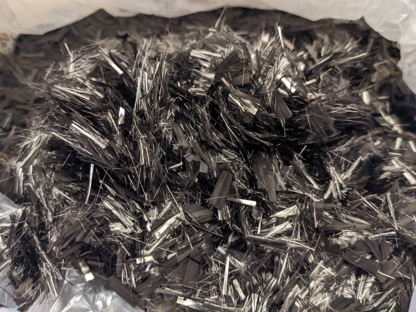 Chopped Carbon Fiber tow | 1/2" - DreamWood Rings Supplies